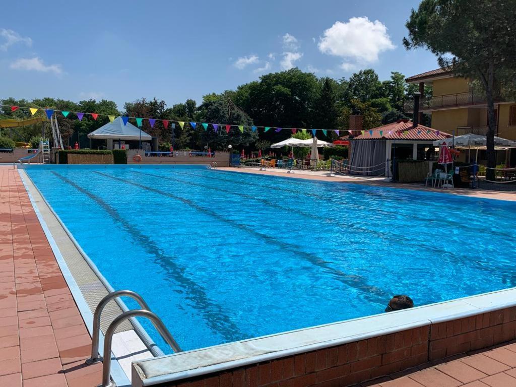 Piscina San Lorenzo サンティア エクステリア 写真